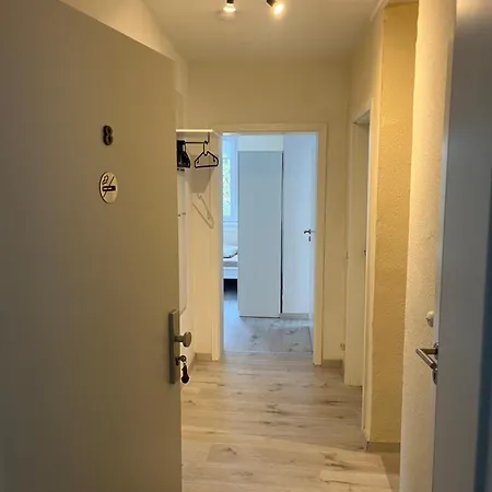 Monteur-pension N2 דירה