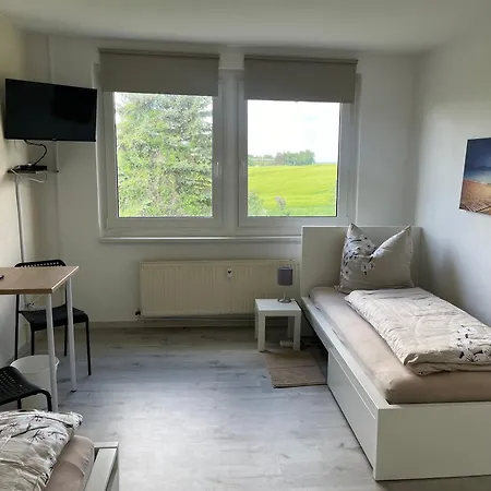 Apartment Monteur-pension N2 *