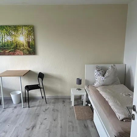 Monteur-pension N2 דירה