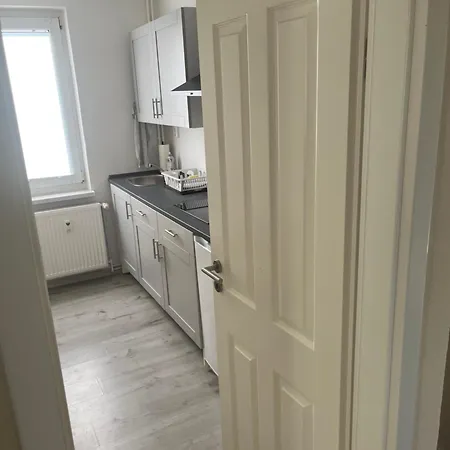 Monteur-pension N2 *